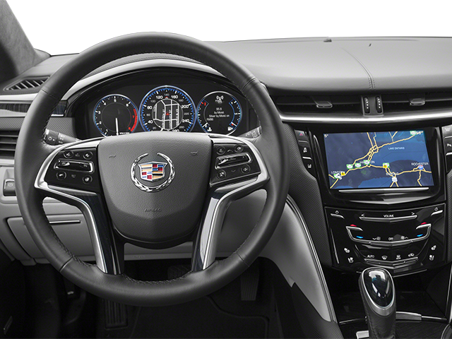2014 Cadillac XTS Premium photo 2