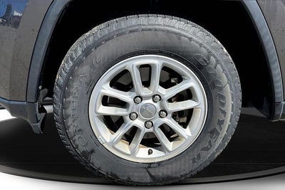 2019 Jeep Grand Cherokee Laredo E