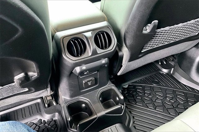 2025 Jeep Gladiator Mojave X