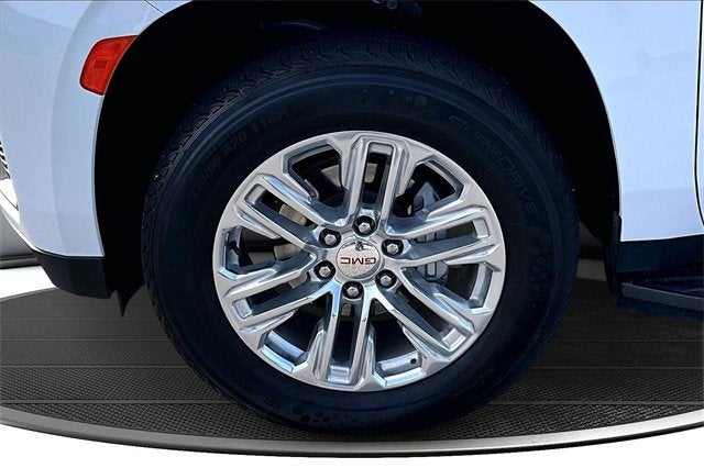 2024 GMC Yukon XL SLT