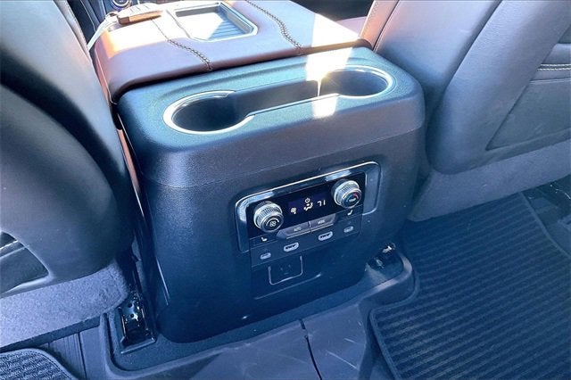 2024 GMC Yukon XL Denali Ultimate