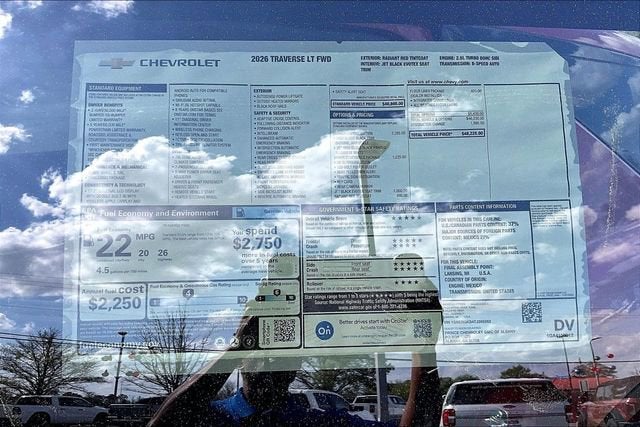 2026 Chevrolet Traverse LT