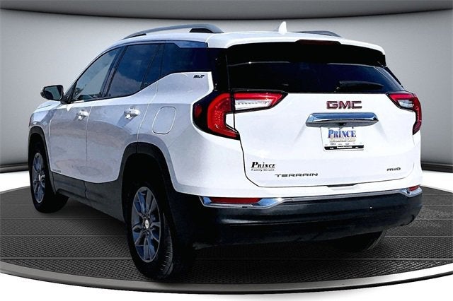 2024 GMC Terrain SLT