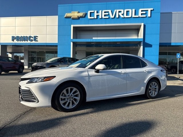 2024 Toyota Camry LE