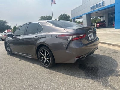 2024 Toyota Camry SE