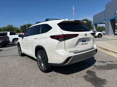 2021 Toyota Highlander Platinum