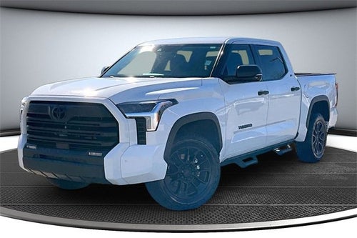 2022 Toyota Tundra 4WD SR5