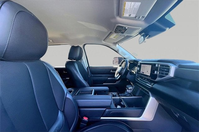 2022 Toyota Tundra 4WD SR5