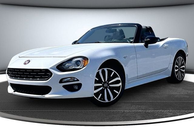 2020 FIAT 124 Spider Urbana Edition
