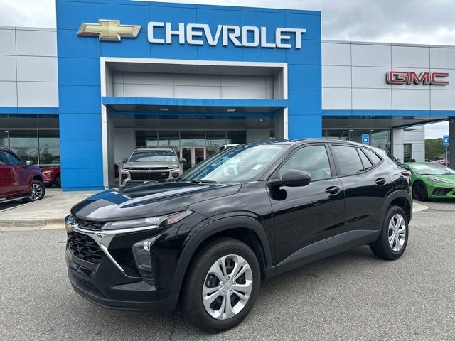 2025 Chevrolet Trax LS