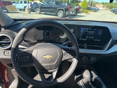 2025 Chevrolet Trax LS