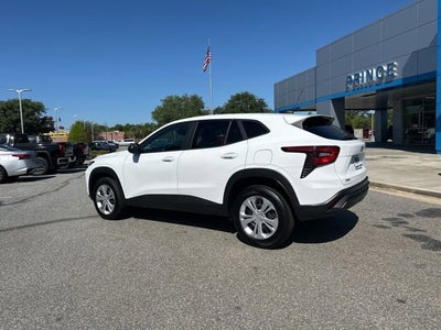 2025 Chevrolet Trax LS