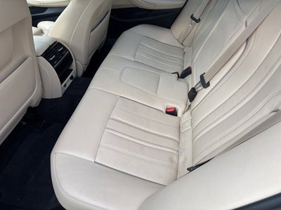 2018 BMW 5 Series 530i