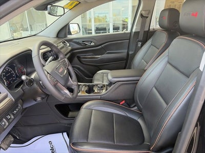 2022 GMC Acadia AT4