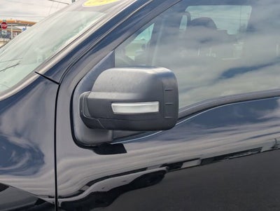 2020 Nissan Titan SV