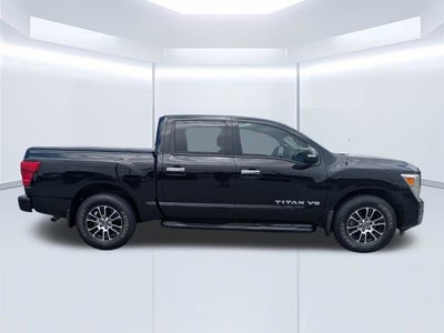2020 Nissan Titan SV