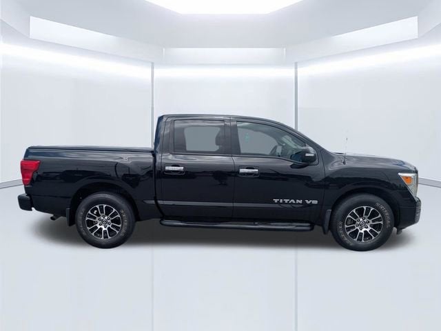 2020 Nissan Titan SV