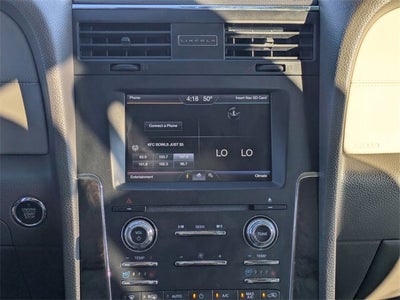 2015 Lincoln Navigator 2WD 4dr