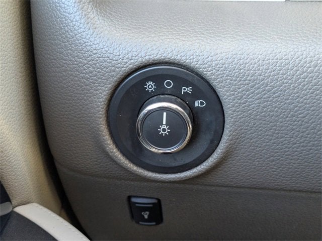 2015 Lincoln Navigator 2WD 4dr