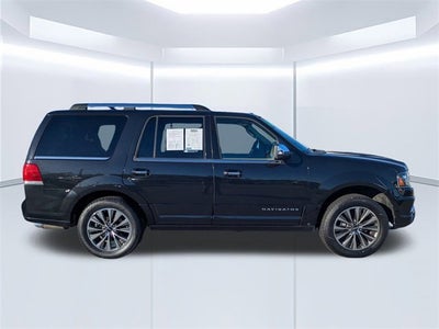 2015 Lincoln Navigator 2WD 4dr