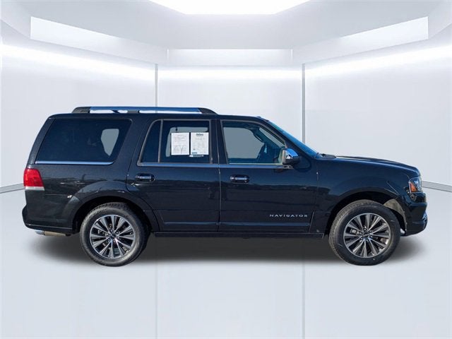 2015 Lincoln Navigator 2WD 4dr