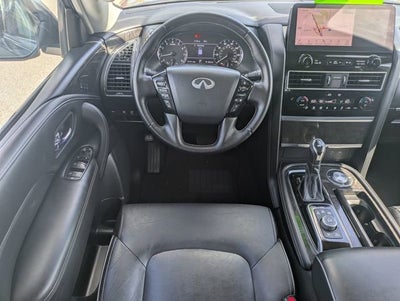 2024 INFINITI QX80 LUXE