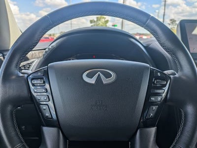 2024 INFINITI QX80 LUXE