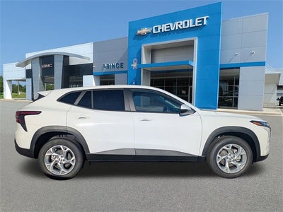 2026 Chevrolet Trax LS
