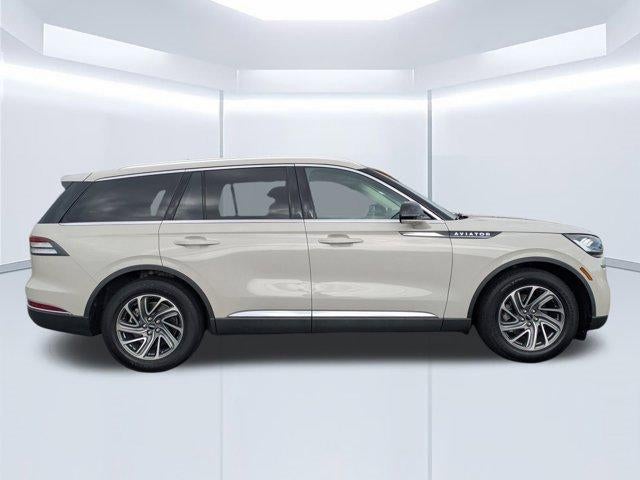 2023 Lincoln Aviator Standard
