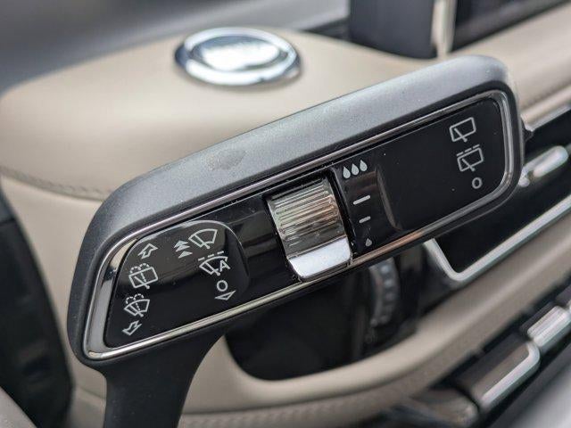 2023 Lincoln Aviator Standard