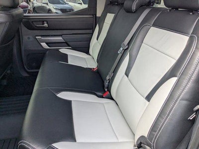 2022 Toyota Tundra 4WD SR5