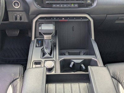 2022 Toyota Tundra 4WD SR5