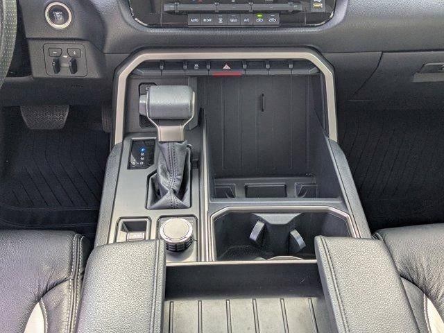 2022 Toyota Tundra 4WD SR5