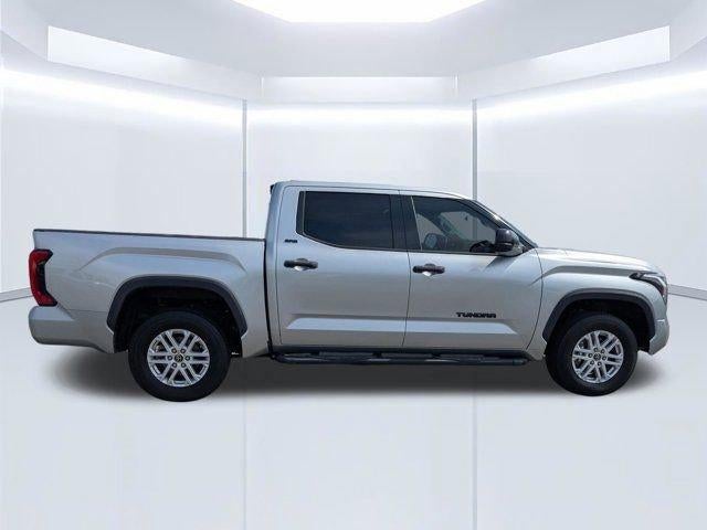 2022 Toyota Tundra 4WD SR5