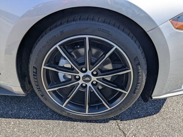 2021 Ford Mustang EcoBoost