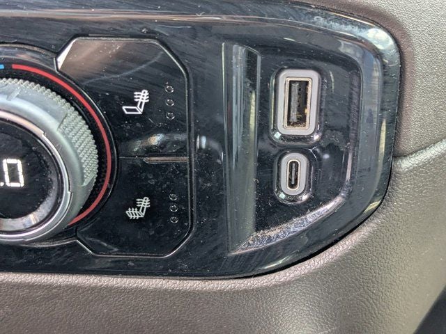 2024 Chevrolet Silverado 1500 LT LT1