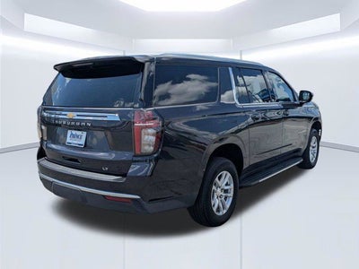 2022 Chevrolet Suburban LT