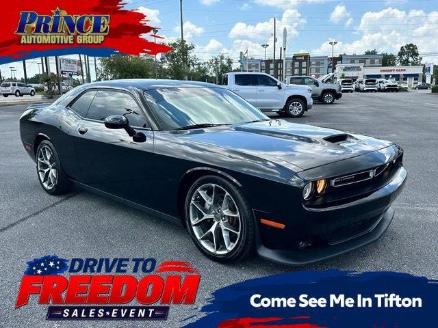 2022 Dodge Challenger GT Auto's photo
