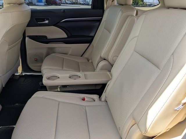 2016 Toyota Highlander Limited