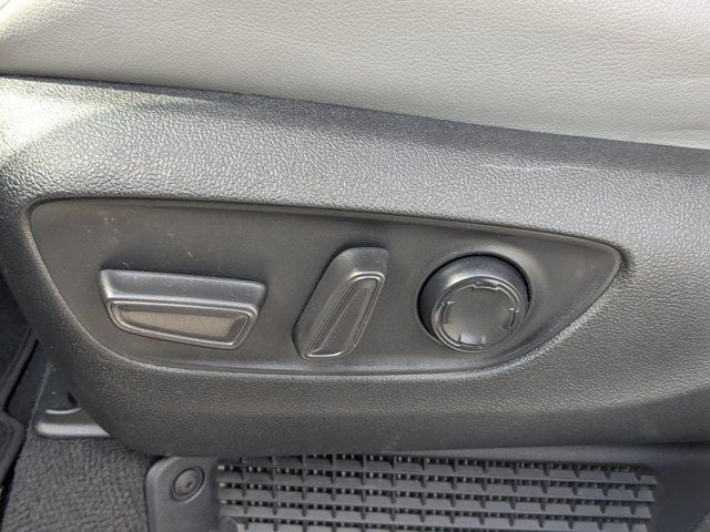 2024 Toyota Sienna XLE 8 Passenger