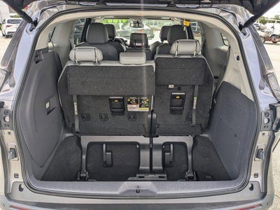 2024 Toyota Sienna XLE 8 Passenger