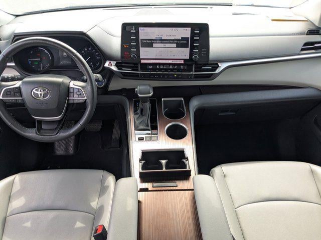 2024 Toyota Sienna XLE 8 Passenger