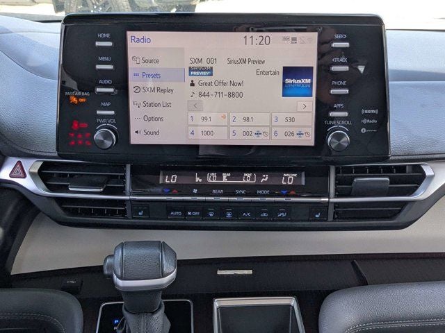 2024 Toyota Sienna XLE 8 Passenger