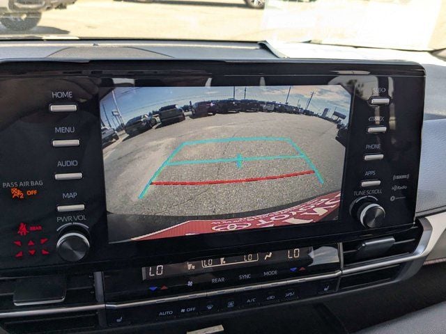 2024 Toyota Sienna XLE 8 Passenger