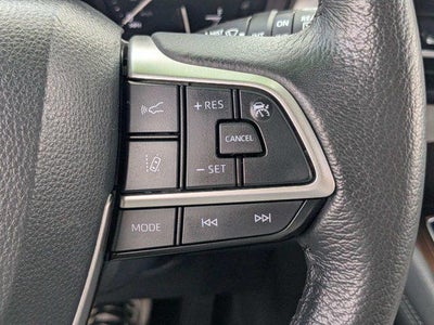 2024 Toyota Sienna XLE 8 Passenger