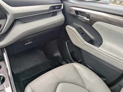 2022 Toyota Highlander Limited