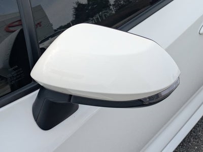 2024 Toyota Corolla Hatchback SE