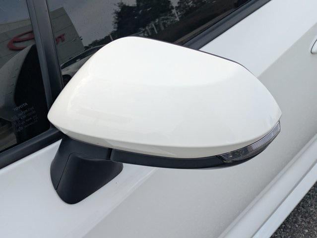 2024 Toyota Corolla Hatchback SE