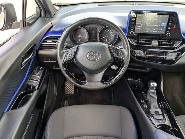 2022 Toyota C-HR XLE