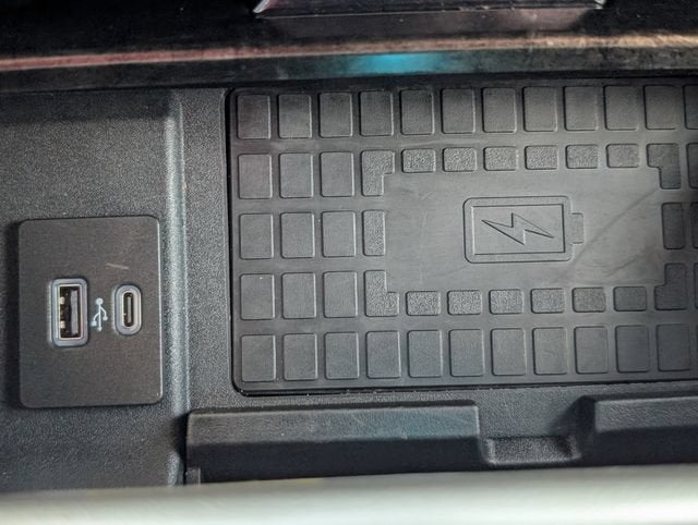 2022 Ford Super Duty F-250 SRW Lariat